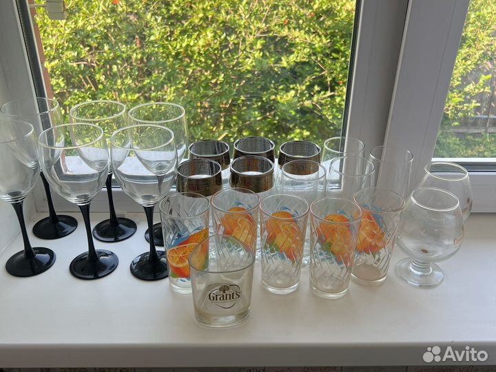 Посуда, стаканы, тарелки