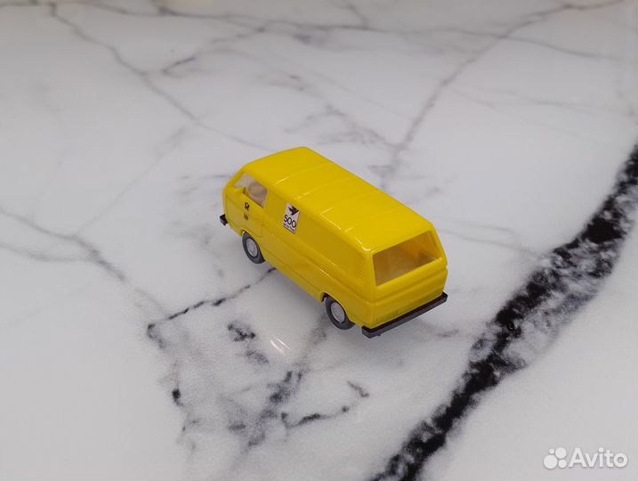 Volkswagen Transporter T3 (1980-1990), жёлтый