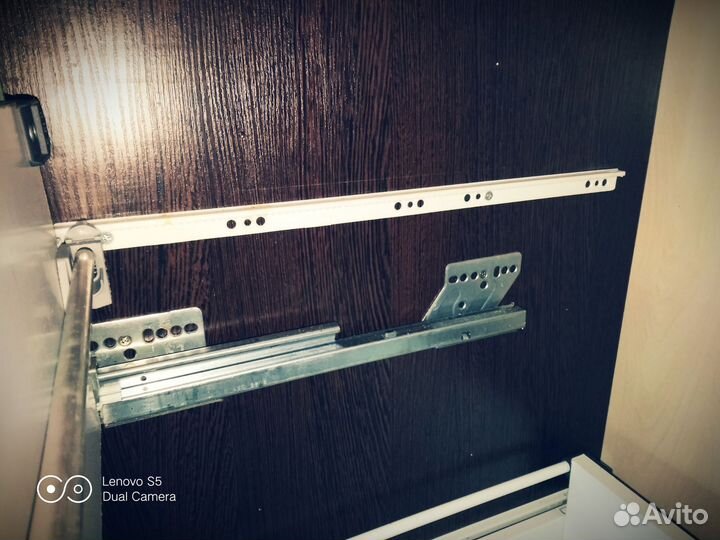 Два напольных шкафа