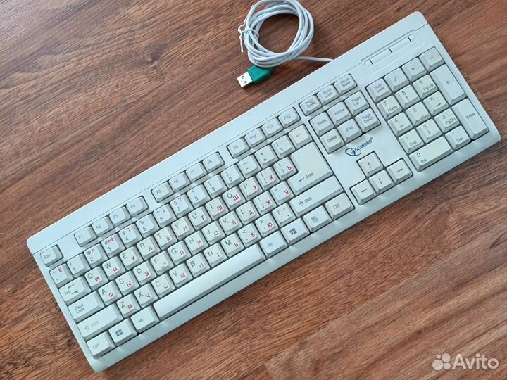 Клавиатуры для компьютера Genius Gembird проводные