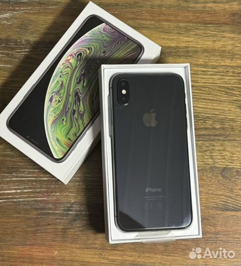 iPhone Xs, 64 ГБ