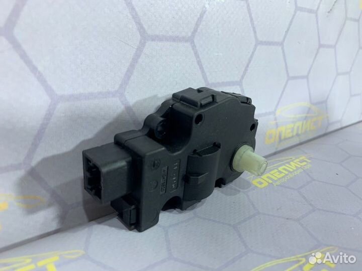 Сервопривод заслонки печки Mercedes S-Class W221