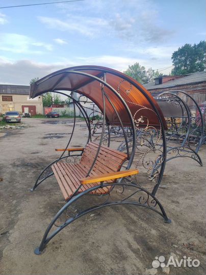 Качель кованая для дачи