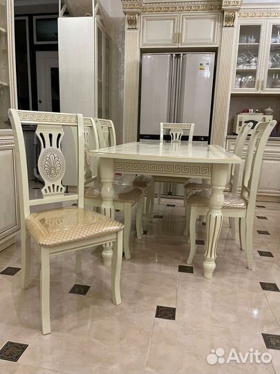 Стол и стулья от производителя. В наличии