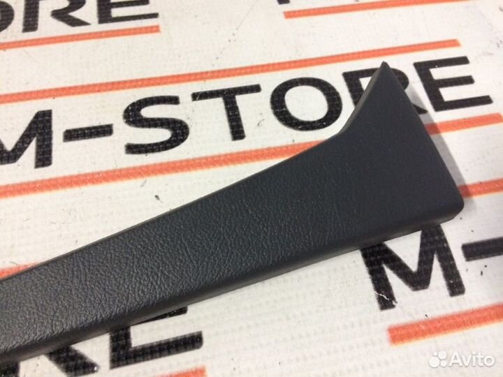 Обшивка стойки передняя левая Volkswagen Touareg