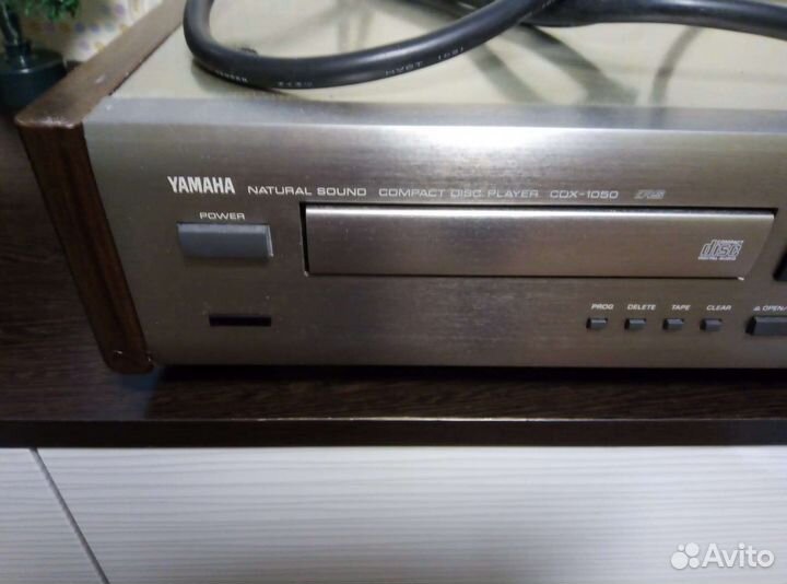 Cd проигрыватель yamaha CDX-1050