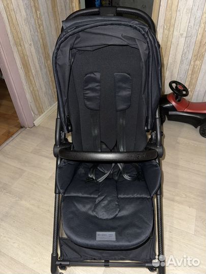 Коляска Cybex Melio carbon