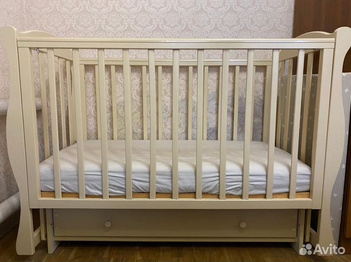 Новая детская кроватка Лель. Матрац и бортики в по