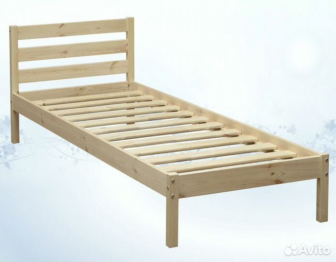 Односпальная кровать из массива
