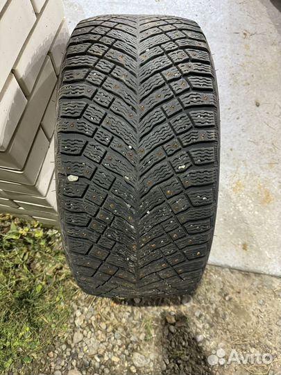 Michelin X-Ice North 4 SUV 275/40 R20 106T