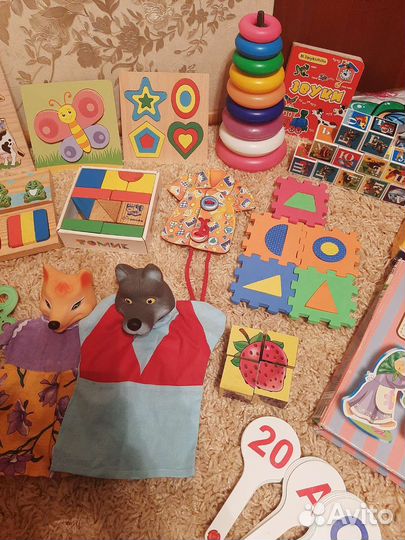 Развивающие игрушки