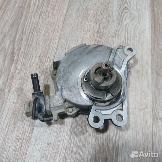 Б/У Б/У Насос вакуумный G8 toyota Hilux 293000E010