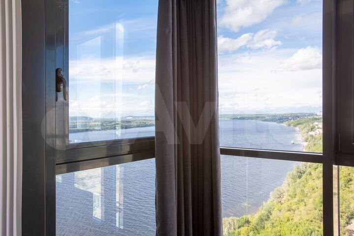 2-к. квартира, 74 м², 21/27 эт.