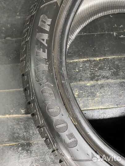 Goodyear UltraGrip Performance 235/45 R18