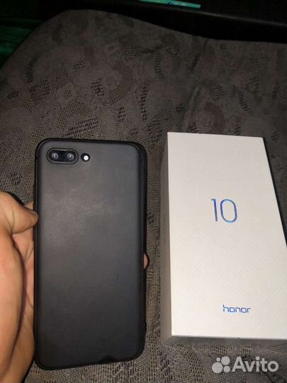 Телефон honor 10