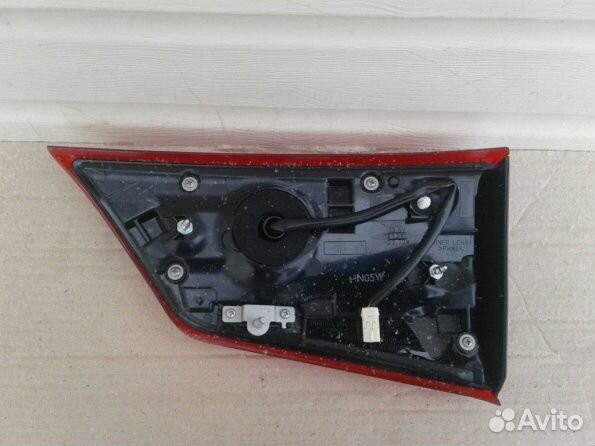 Фонарь в крышку багажника Mitsubishi Outlander 3