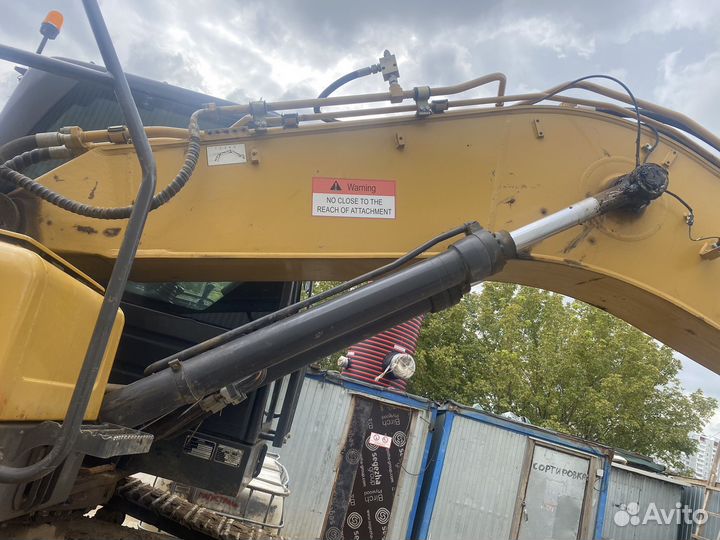 Гусеничный экскаватор Lovol FR225E2, 2023