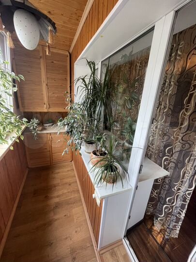 3-к. квартира, 93 м², 2/10 эт.