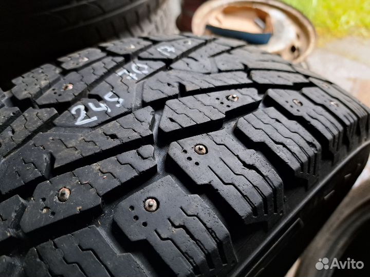 Nokian Tyres Hakkapeliitta LT 245/70 R17