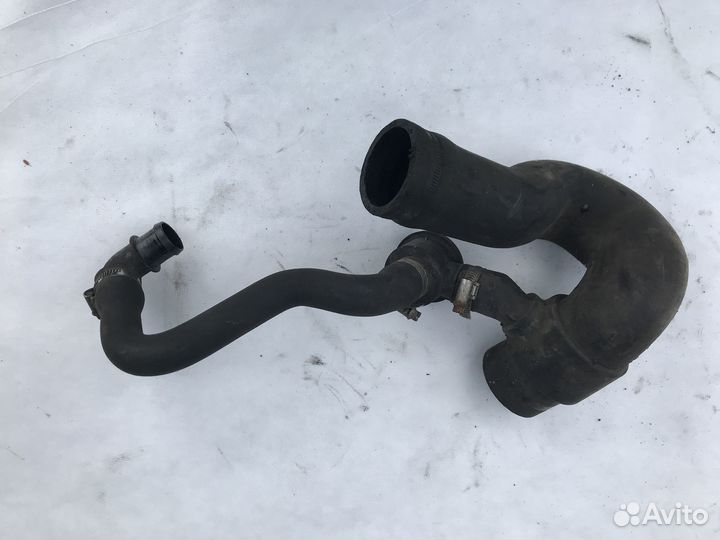 Volkswagen Passat 5 AWT 1.8 Патрубок интеркулера