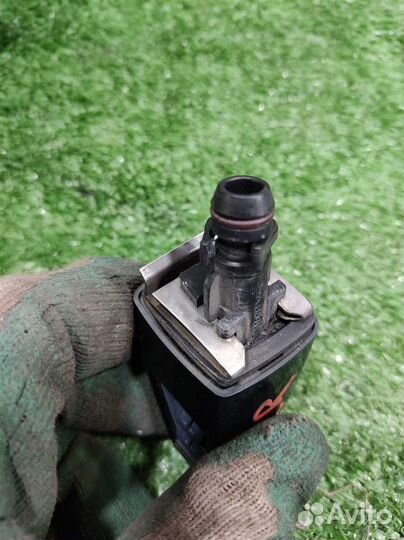 Форсунка омывателя фары правой BMW X3 (E83) 2004