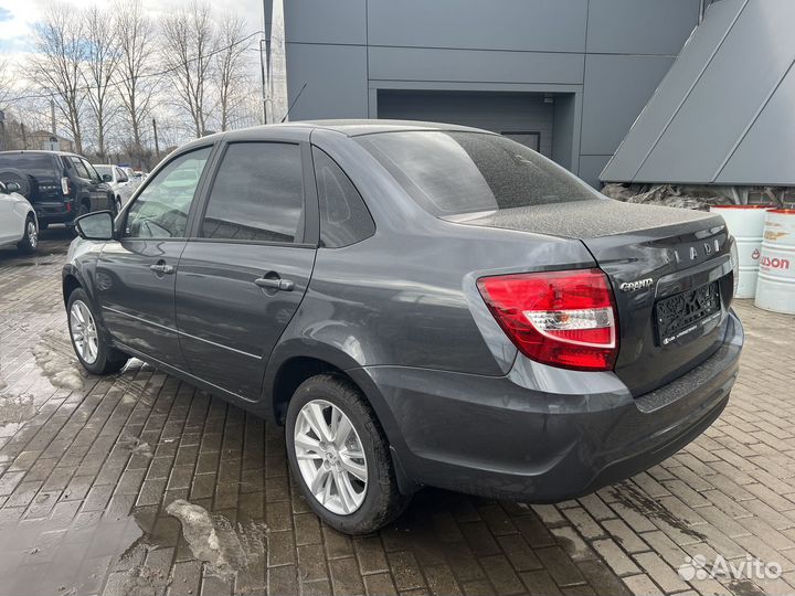 LADA Granta 1.6 МТ, 2023