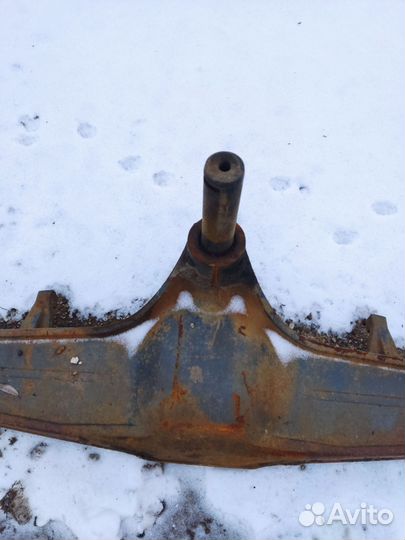 Передний мост трактора volvo BL71B