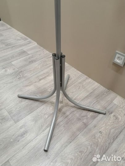 Вешалка для одежды напольная бу