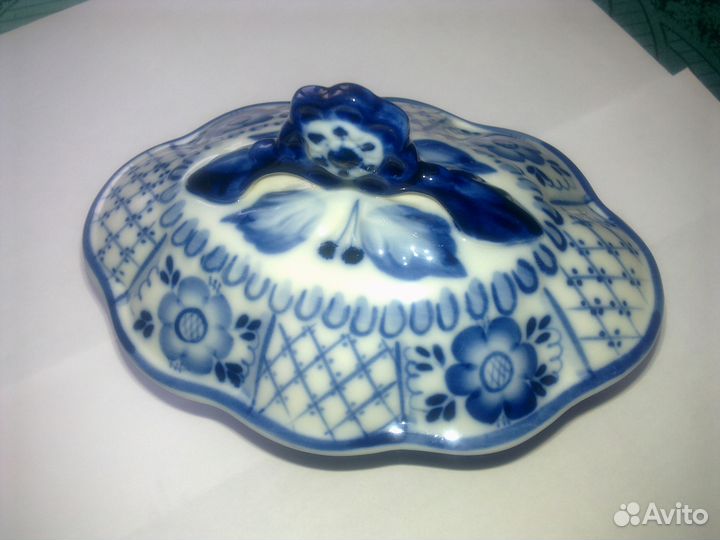 Шкатулка (Гжель)