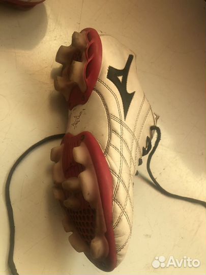 Бутсы футбольные