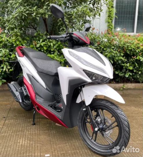 Скутер Vento Inferno - 150cc (replica Honda Click)