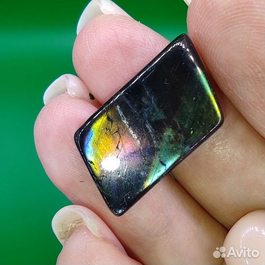 Спектролит финский, кабошон