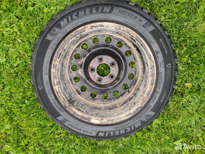 Michelin X-Ice North 4 205/55 R16 94T