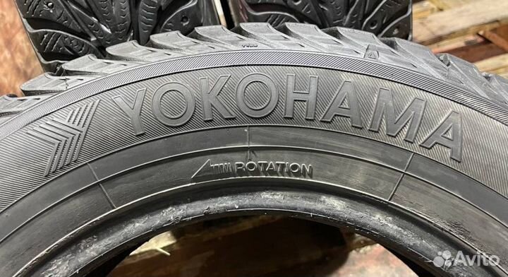 Yokohama IceGuard Stud IG65 175/70 R14