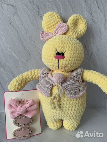 Подарок на 8 марта ручная работа вязаный зайка