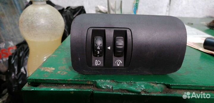 Блок регулировки света рено меган 2