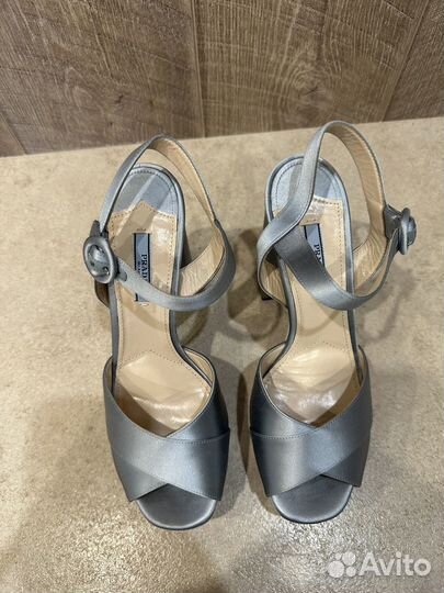 Босоножки Prada 39 размер