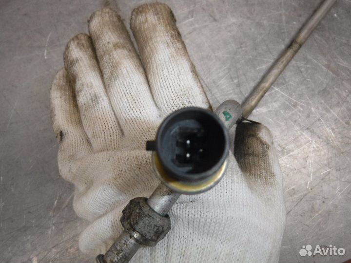 Трубка кондиционера Chevrolet Нива 2123 2011