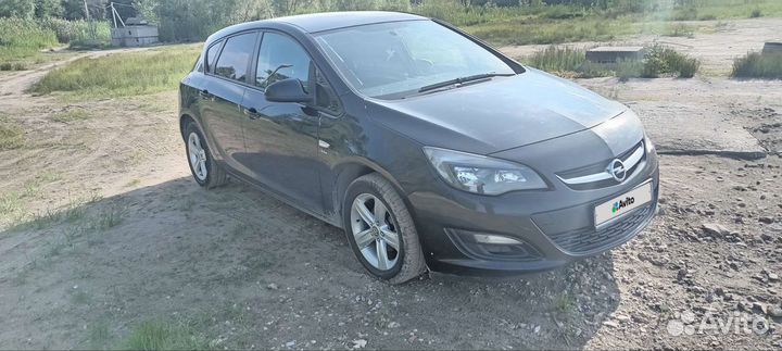 Opel Astra 1.6 МТ, 2013, 235 000 км