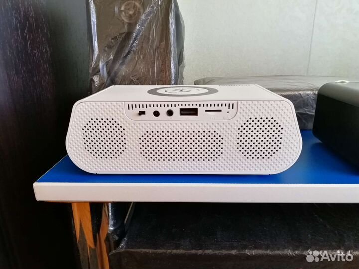 Радио часы Hyundai H-rcl 380 stereo колонка