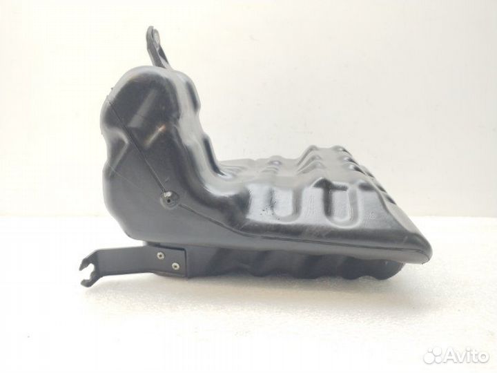 Резонатор воздушного фильтра Toyota Alphard ANH15