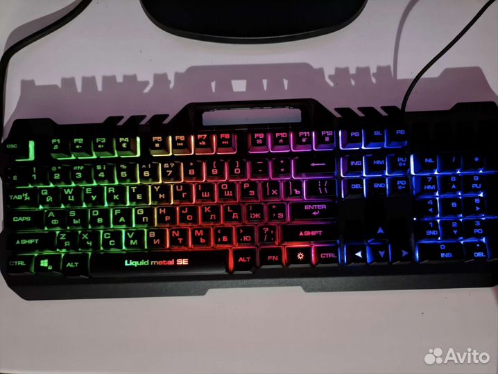 Игровая клавиатура и мышь с подсветкой