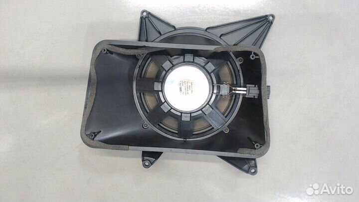 Сабвуфер Audi A8 (D3), 2004