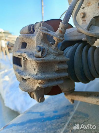 Пежо 406 суппорта передние