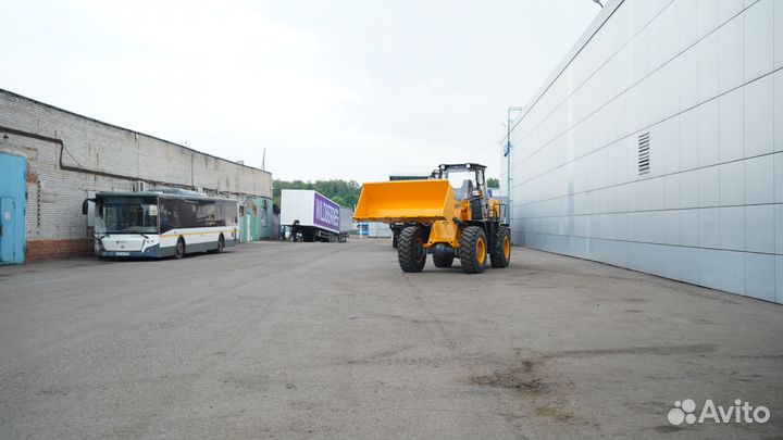 Фронтальный погрузчик Lonking CDM836N, 2023