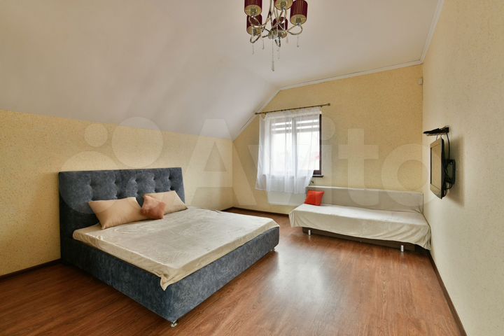 Дом 102 м² на участке 4 сот.