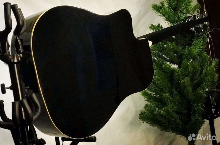 Гитара акустическая с чехлом