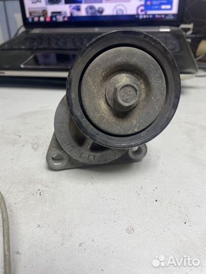 Натяжитель ремня мазда 6 GH