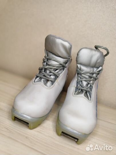 Лыжные ботинки доставка в удобное для всех место