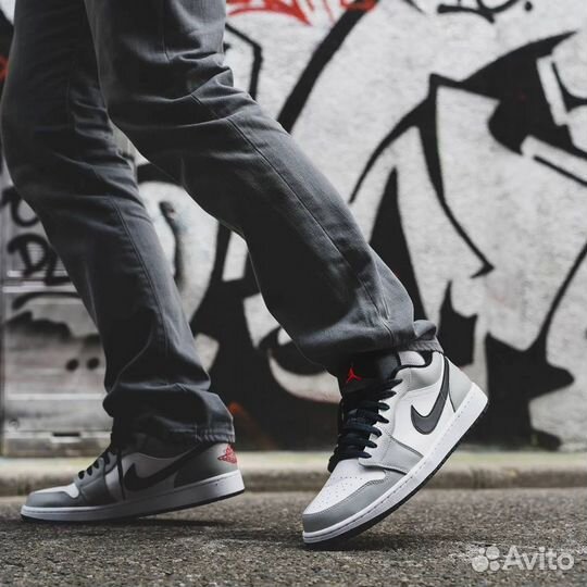 Кроссовки Air Jordan 1 Low Light Smoke Grey